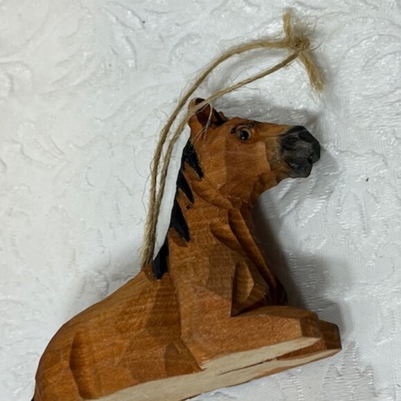 Hand Carved Sitting Wooden Horse Ornament 3"x2" - Picture 3 of 11